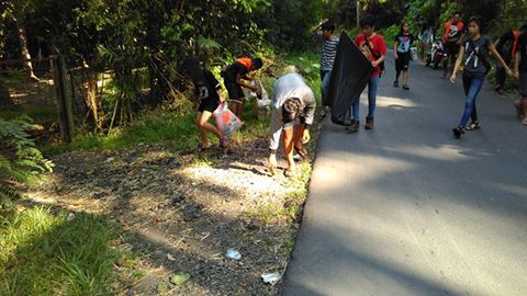 KPA Tambulinas dan KPA Forcanora Gelar Baksos Bersih Lingkungan